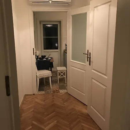 Lägenhet Stare Miasto Miodowa 26