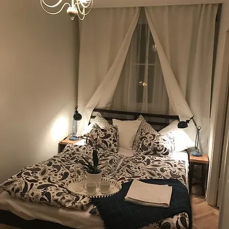 Apartment Stare Miasto Miodowa 26 Warschau