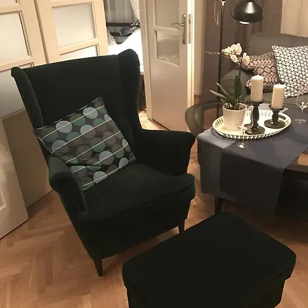 Stare Miasto Miodowa 26 *